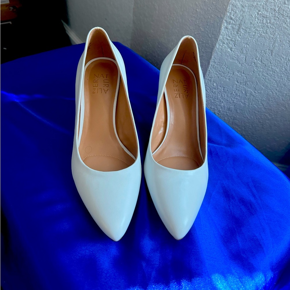 Naturalizer White Pumps